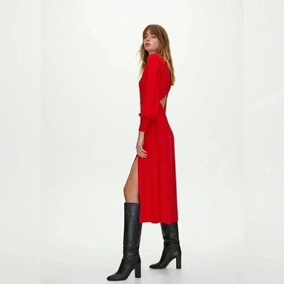 Aritzia Hampton Slit Dress​​​​​​​​​​​​​​